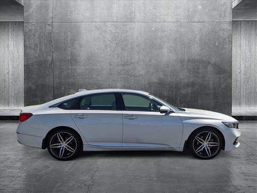 2021 Honda Accord Touring 2.0T