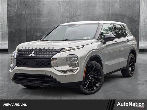 2022 Mitsubishi Outlander Black Edition S-AWC