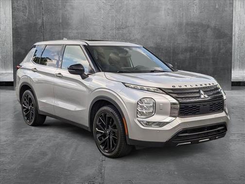 2022 Mitsubishi Outlander Black Edition S-AWC