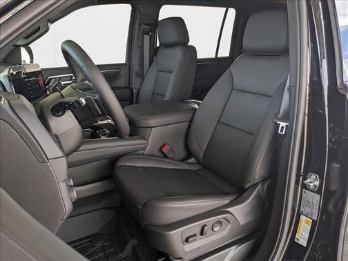 2025 Chevrolet Suburban 4WD Z71