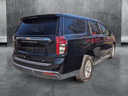 2021 Chevrolet Suburban LT