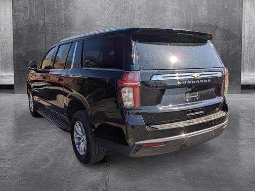 2021 Chevrolet Suburban LT
