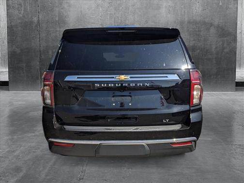 2021 Chevrolet Suburban LT