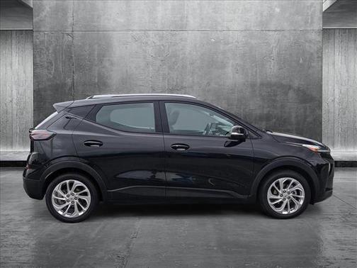 2023 Chevrolet Bolt EUV FWD LT