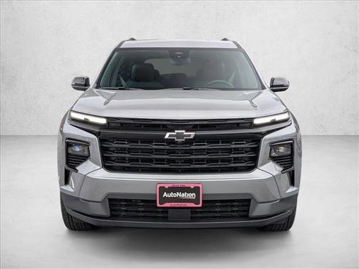 Sterling Gray Metallic 2026 Chevrolet Traverse LT