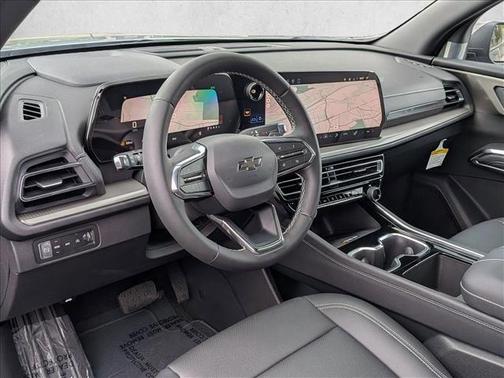 Sterling Gray Metallic 2026 Chevrolet Traverse LT