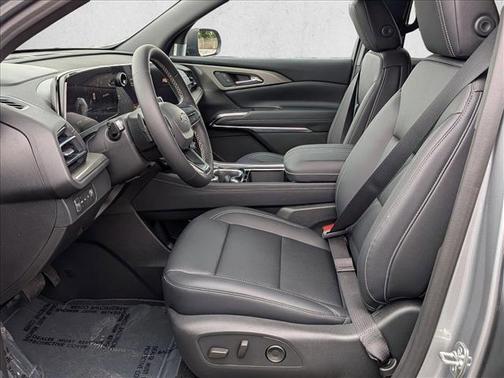 Sterling Gray Metallic 2026 Chevrolet Traverse LT