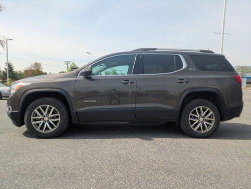 2019 GMC Acadia SLE-2