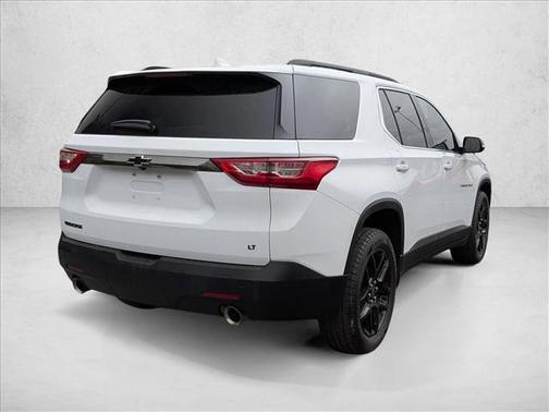Summit White 2020 Chevrolet Traverse LT Cloth