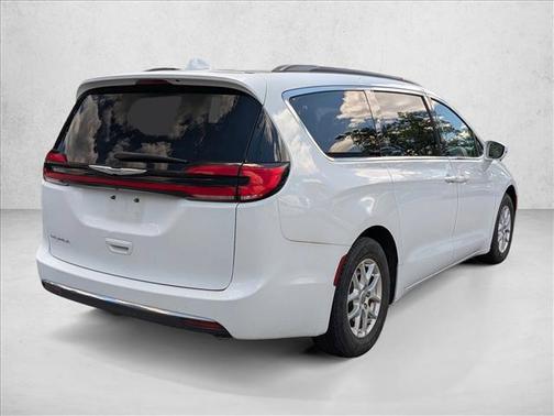 Bright White Clearcoat 2022 Chrysler Pacifica Touring L