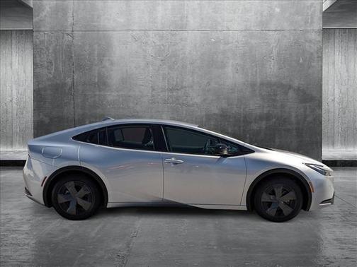 2023 Toyota Prius Prime SE