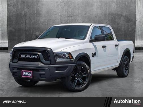 2024 RAM 1500 Classic Warlock Crew Cab 4x4 5'7' Box