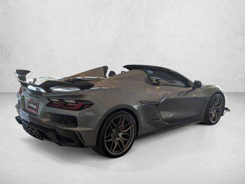 Hypersonic Gray Metallic 2024 Chevrolet Corvette Z06