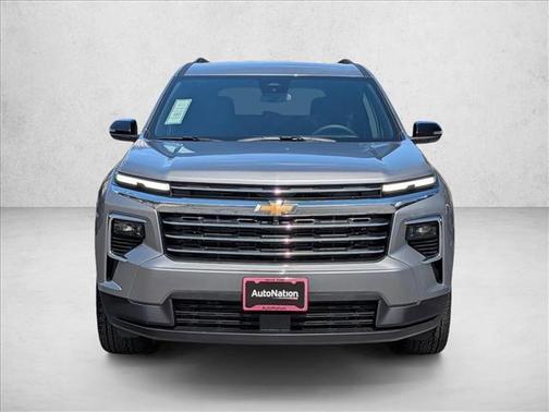 Sterling Gray Metallic 2026 Chevrolet Traverse LT