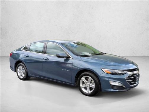Lakeshore Blue Metallic 2024 Chevrolet Malibu FWD 1LT
