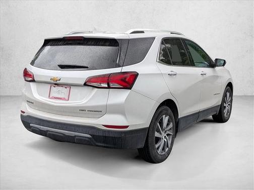 Iridescent Pearl Tricoat 2022 Chevrolet Equinox Premier w/1LZ
