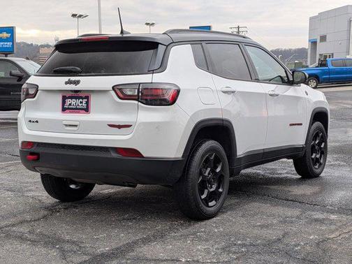2023 Jeep Compass Trailhawk