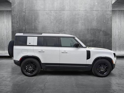 2024 Land Rover Defender 110 P300
