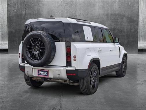 2024 Land Rover Defender 110 P300