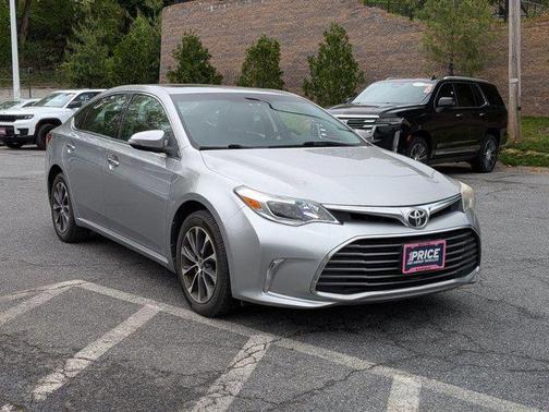 Celestial Silver Metallic 2016 Toyota Avalon XLE Premium