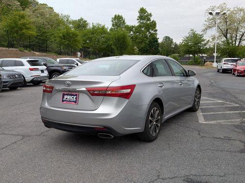 Celestial Silver Metallic 2016 Toyota Avalon XLE Premium