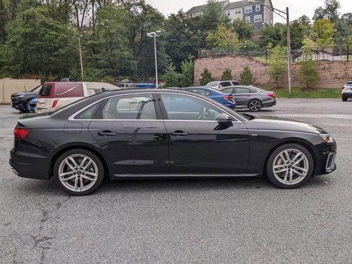 2023 Audi A4 45 S line Premium Plus
