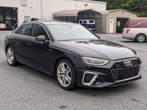 2023 Audi A4 45 S line Premium Plus