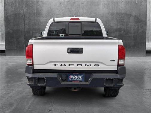 2017 Toyota Tacoma TRD Sport