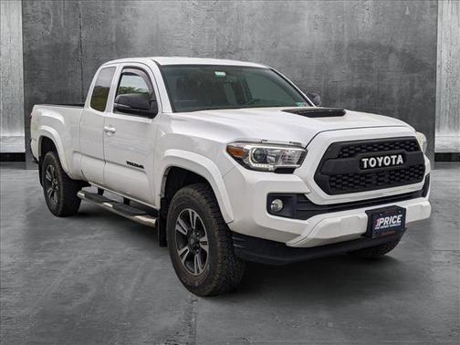 2017 Toyota Tacoma TRD Sport