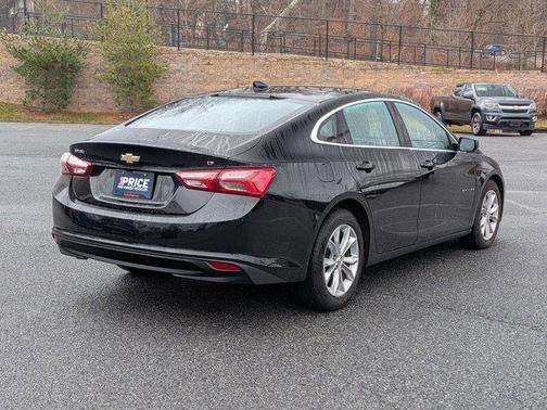 2022 Chevrolet Malibu FWD LT