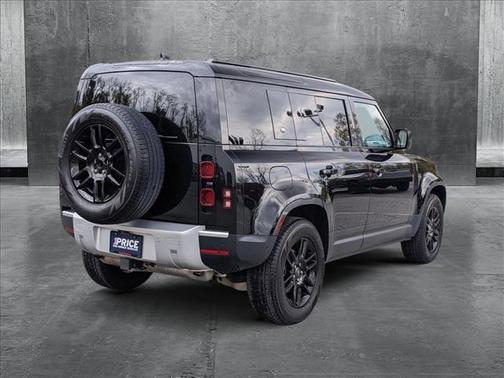 2024 Land Rover Defender 110 P300