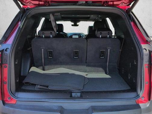 Radiant Red Tintcoat 2023 Chevrolet Traverse RS