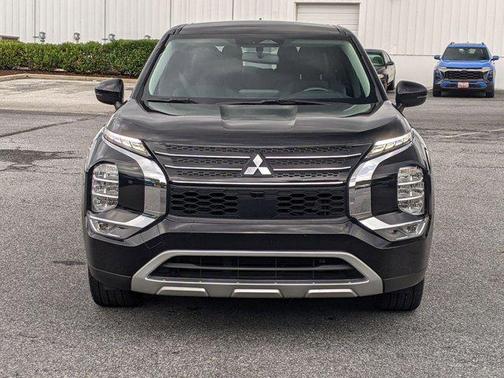 2023 Mitsubishi Outlander SE 2.5 2WD