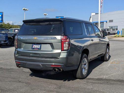 2023 Chevrolet Suburban Premier