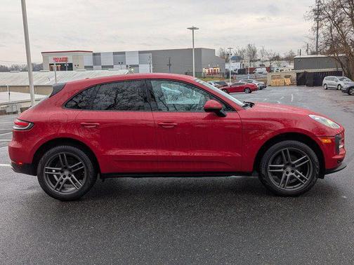 2020 Porsche Macan AWD