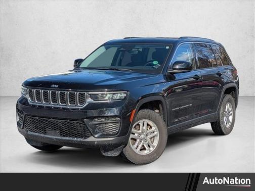 2022 Jeep Grand Cherokee Laredo