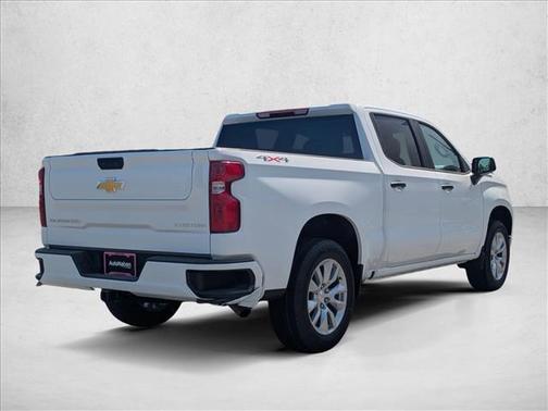 Summit White 2025 Chevrolet Silverado 1500 Custom