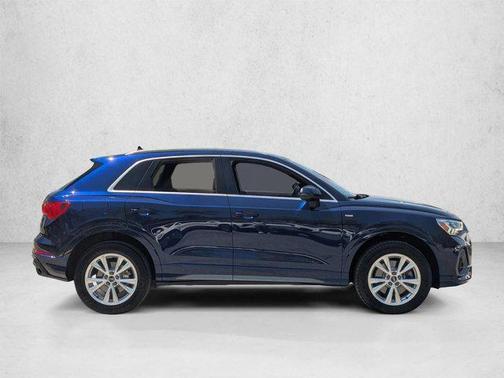 Navarra Blue Metallic 2025 Audi Q3 Premium 45 TFSI S line quattro Tiptronic