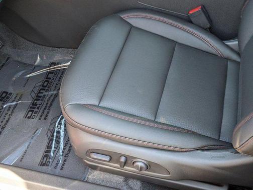 2025 Chevrolet Trax FWD 2RS