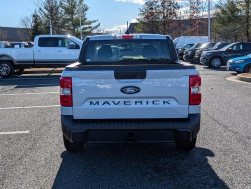 2025 Ford Maverick XL