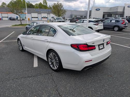 Mineral White Metallic 2022 BMW 530 530I XDRIVE