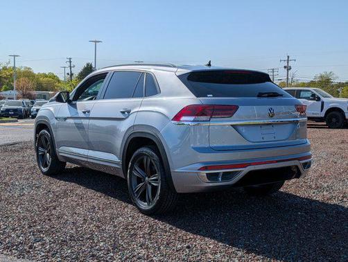 2021 Volkswagen Atlas Cross Sport 3.6L V6 SE w/Technology R-Line