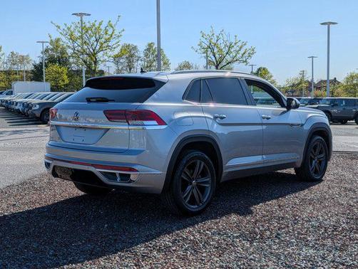 2021 Volkswagen Atlas Cross Sport 3.6L V6 SE w/Technology R-Line