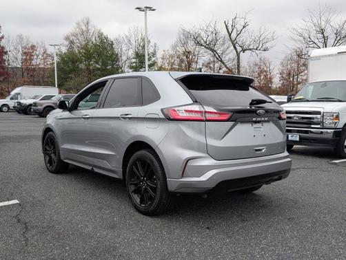 2024 Ford Edge ST-LINE