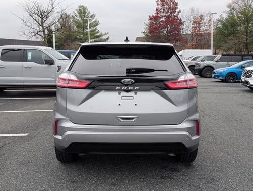 2024 Ford Edge ST-LINE