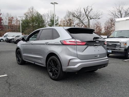 2024 Ford Edge ST-LINE