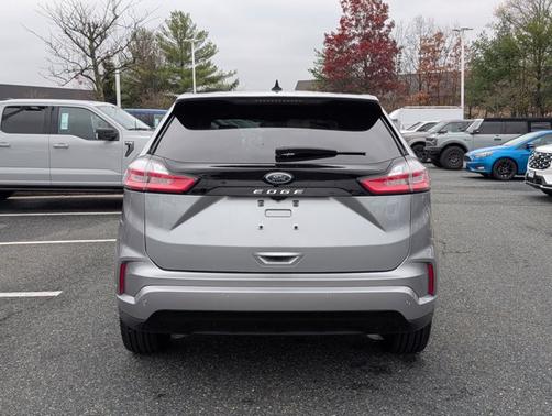 2024 Ford Edge ST-LINE