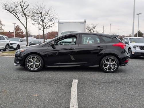 2018 Ford Focus BASE
