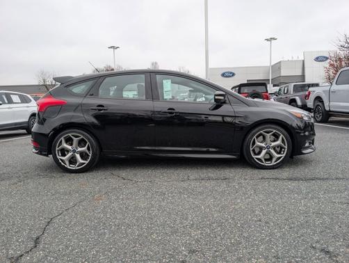 2018 Ford Focus BASE