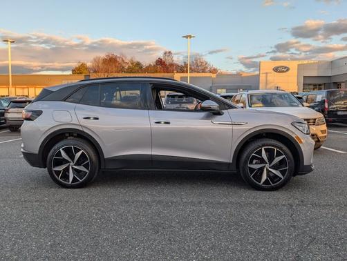 2023 Volkswagen ID.4 PRO S